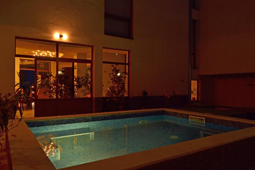 Svetlana Hotel Byala  Luaran gambar